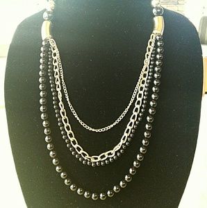 1 Bead Necklace and Earrings